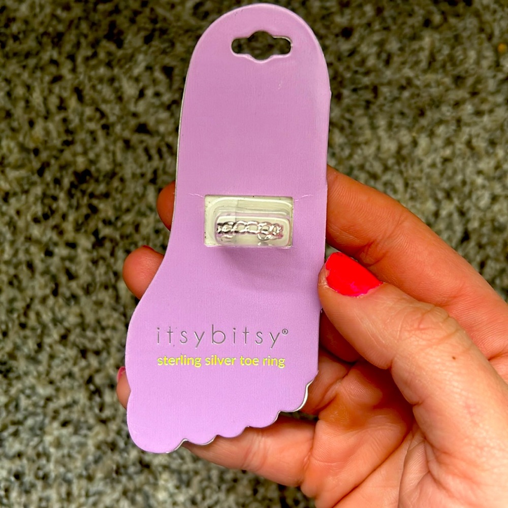 Itsy bitsy sterling silver toe ring